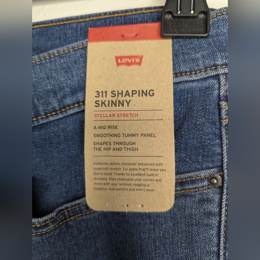 NWT Levi's 311 Shaping Skinny Jeans Women's Size 30x30 - Picture 5 of 7